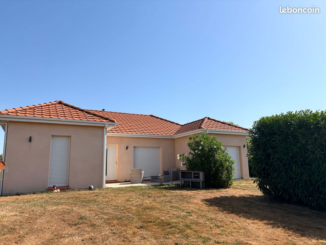 Maison 4 pièces 100 m² · à Chazemais · 100 m² · 160 000 €