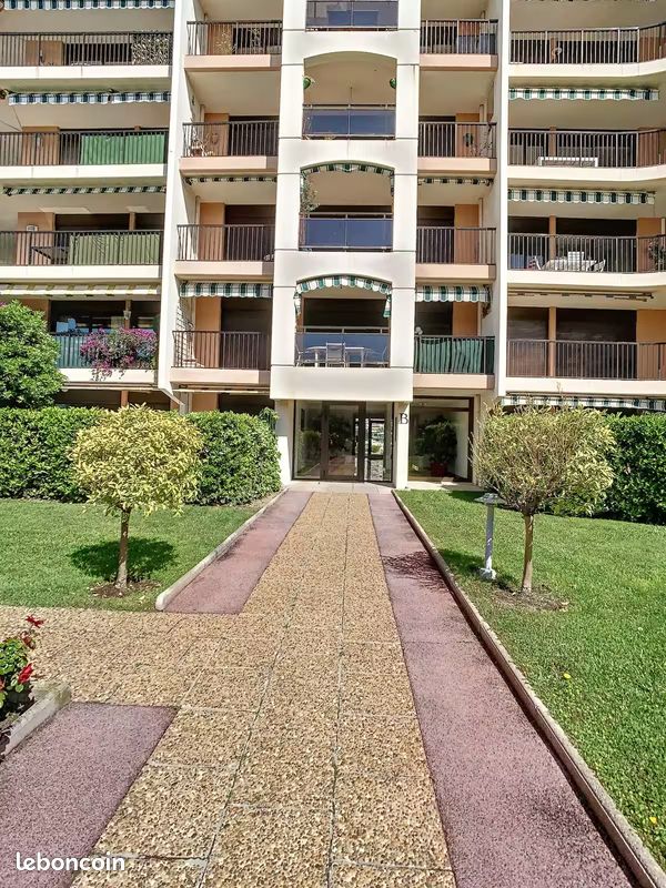 Appartement 1 pièce 18 m² · à Mandelieu-la-Napoule · 18 m² · 99 000 €