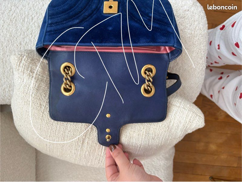 Sac Gucci Marmont GG velours bleu nuit avec facture boîte dustbag