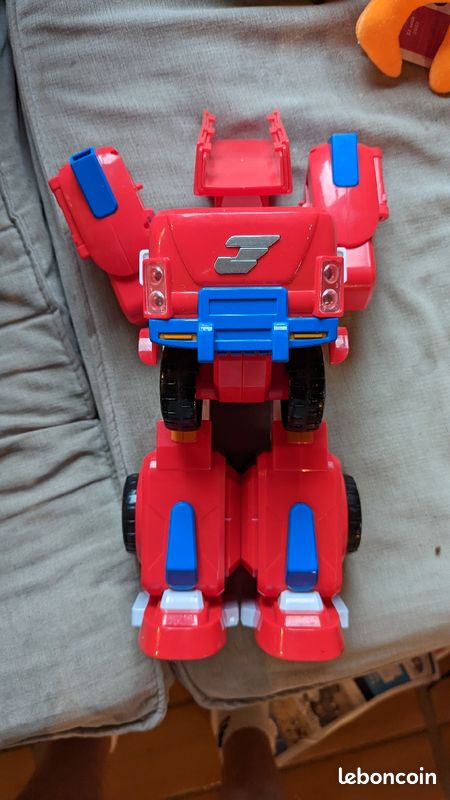 Camion robot transformable super wings transformers (image 1)