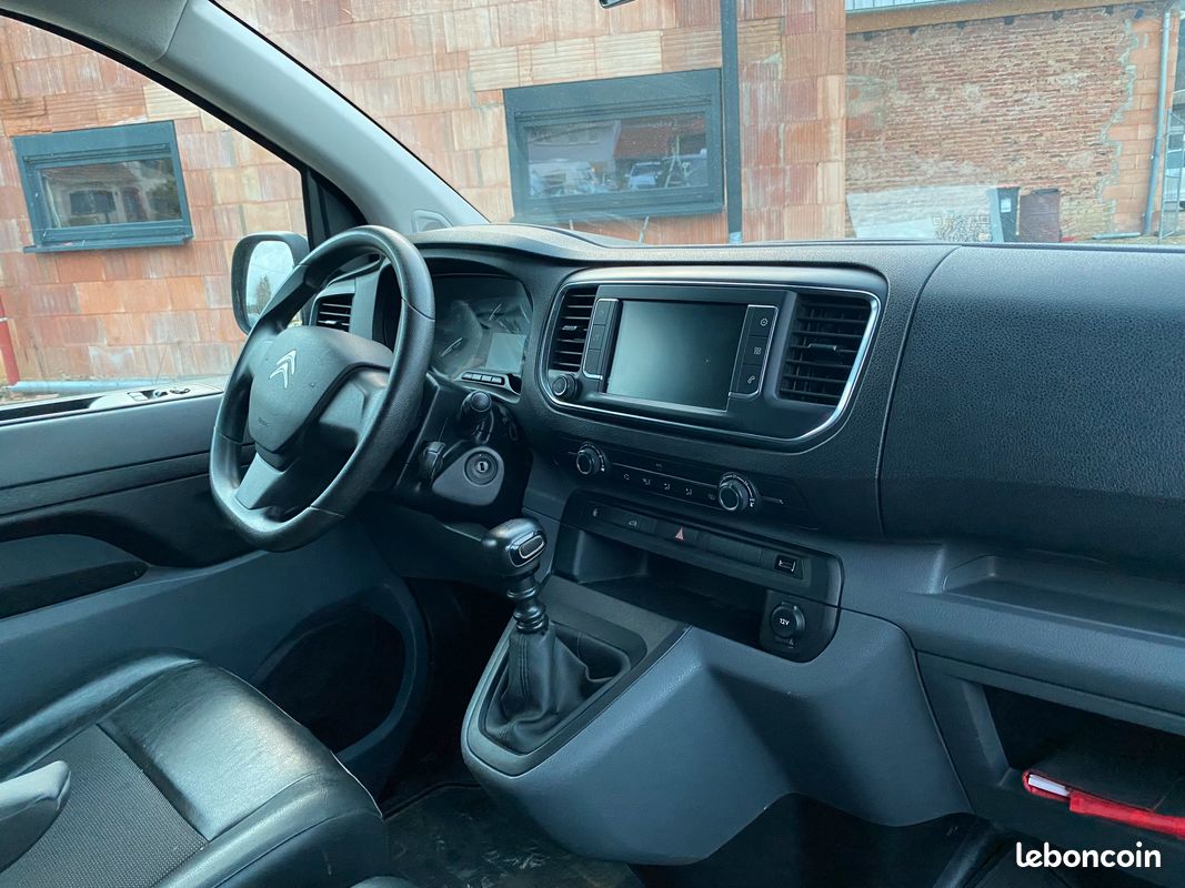 CITROEN JUMPY 2L HDI 122CH Standart M 3 Places attelage vitré AR garantie 12 mois (image 6)