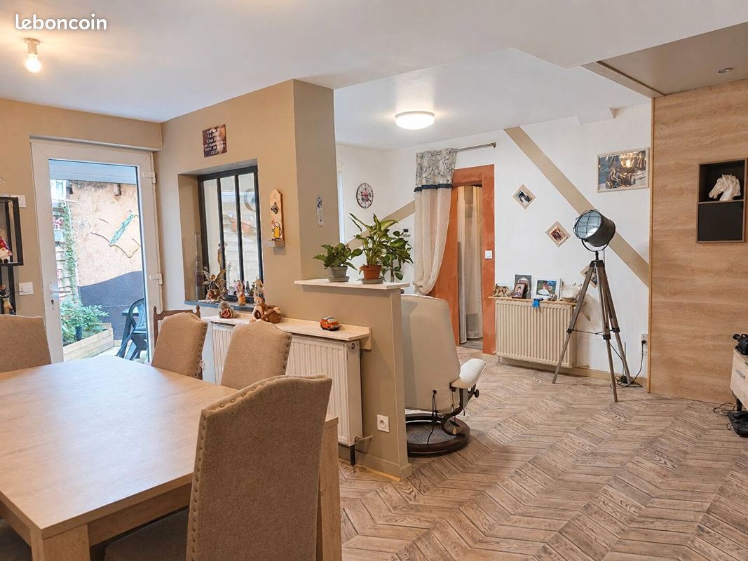 Maison 5 pièces 117 m² · à Bolbec · 117 m² · 136 000 €