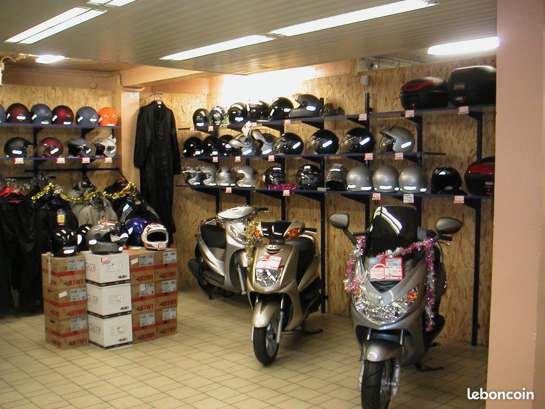 RAYONNAGE MAGASIN EXPO ou STOCKAGE (image 1)