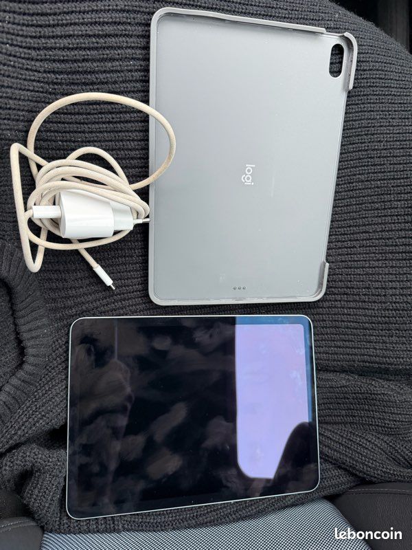 Apple iPad Air Puce M2 Wifi 6 ème génération 13 256 Go Blue 2024
