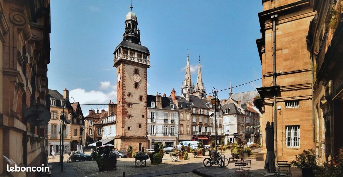 Appartement 2 pièces 35 m² · à Moulins · 35 m² · 360 €