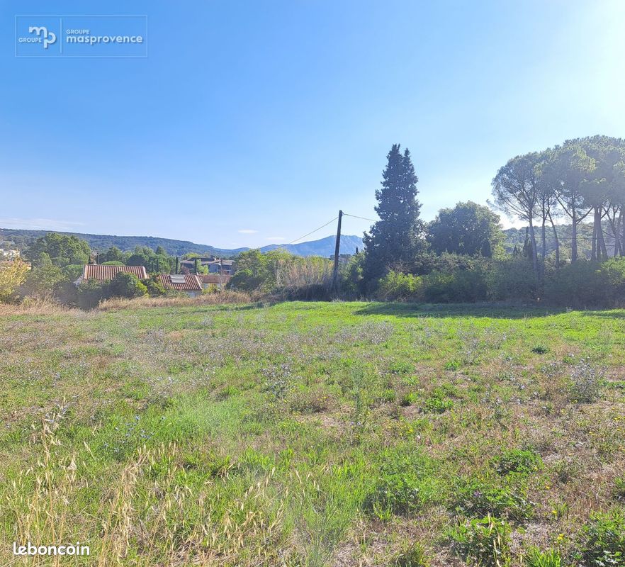 Terrain à bâtir de 1200 m² à AIX-EN-PROVENCE (13) · 710 000 €