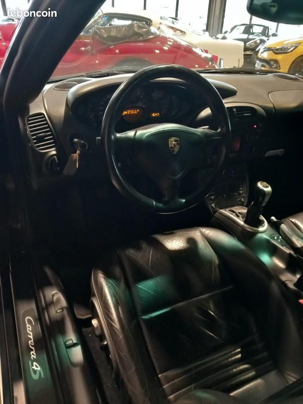 Porsche 911 CARRERA 4 996 Cabriolet 3.6i 4S (image 24)