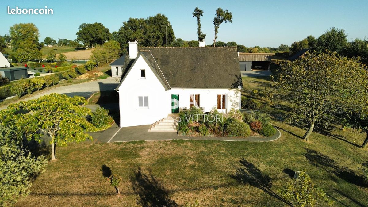 Maison 5 pièces 136 m² · au Bourgneuf-la-Forêt · 136 m² · 235 500 €