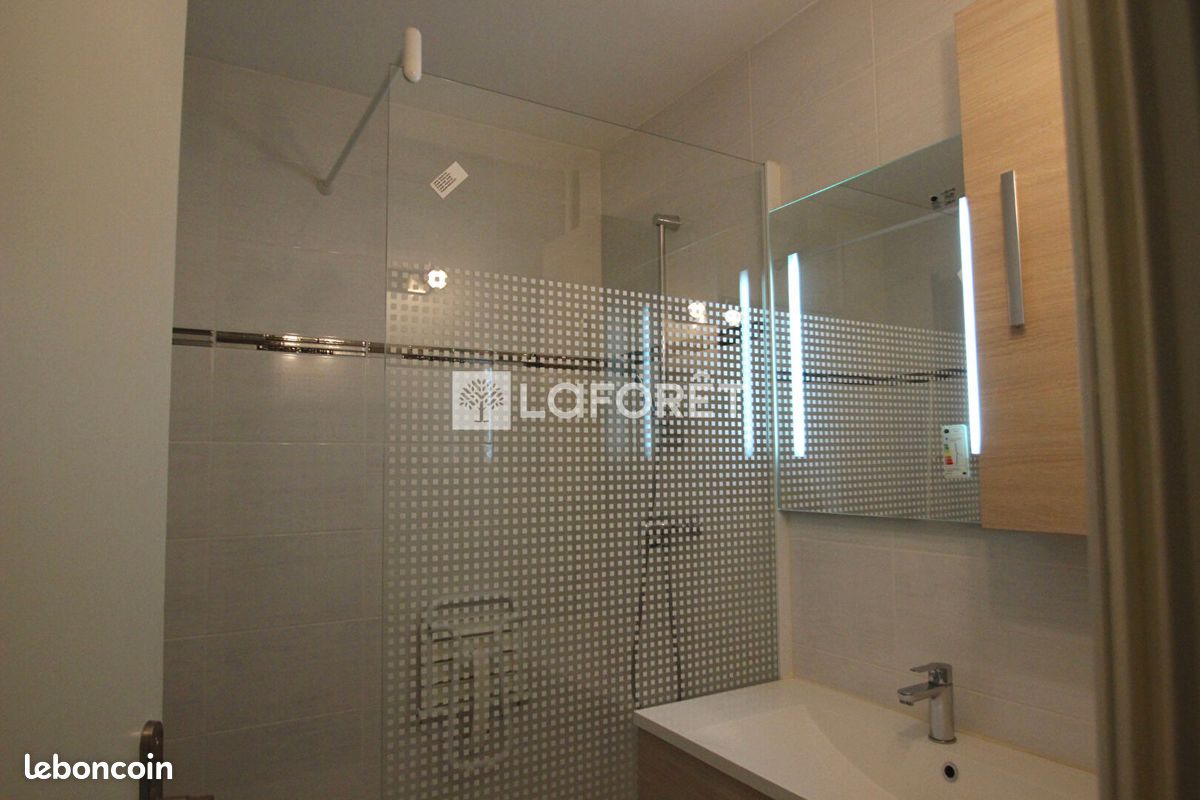 Appartement a louer oullins-pierre-benite - 3 pièce(s) - 69 m2 - Surfyn