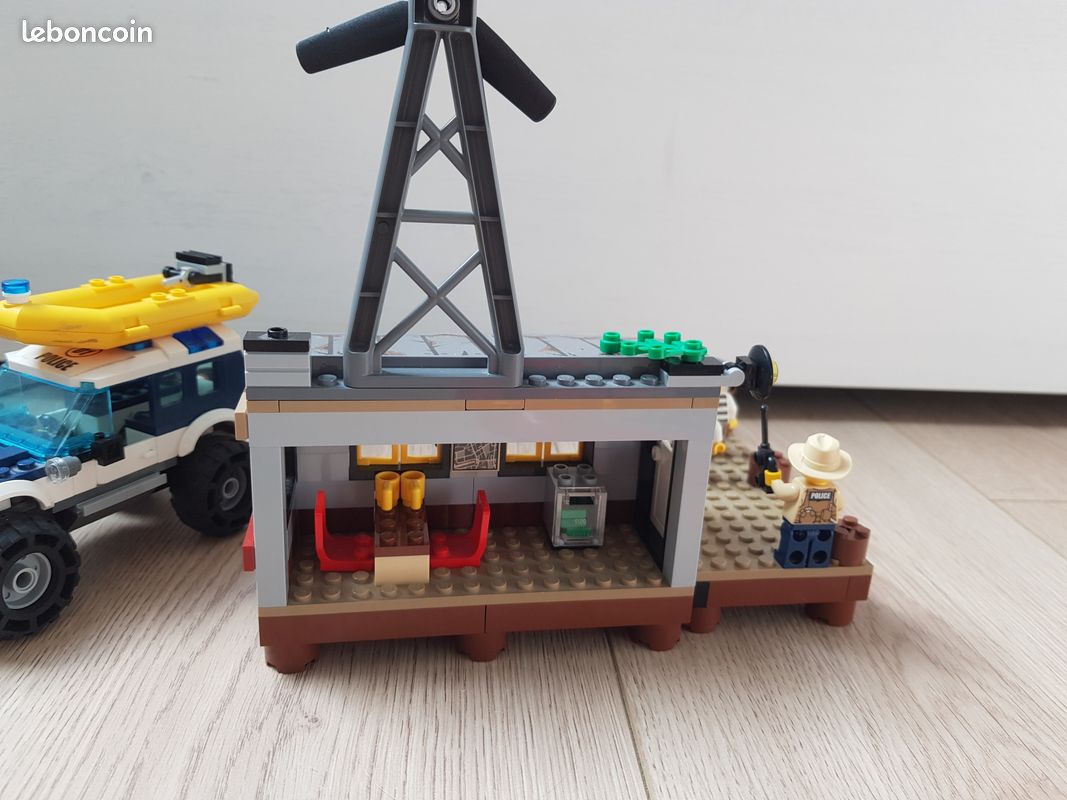 LEGO 60068 La cachette des bandits (image 2)