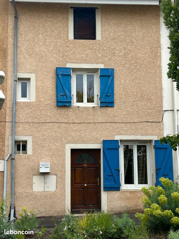 Maison 4 pièces 92 m² · à Grigny-sur-Rhône · 92 m² · 212 000 €