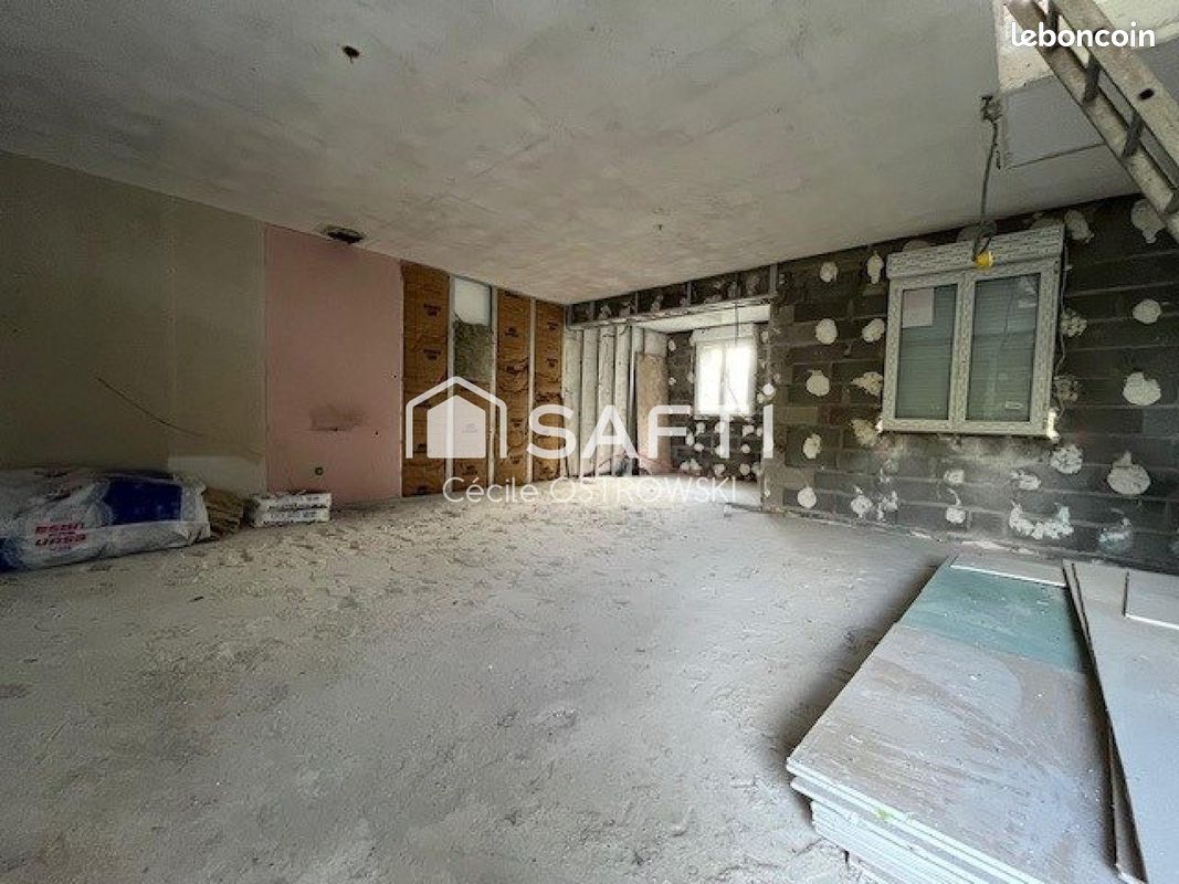 Maison 4 pièces 65 m² · à Pommera · 65 m² · 74 000 €