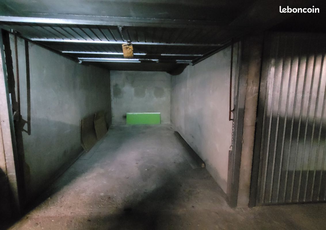 Box garage sécurisé Stationnement à 2 min gare Lyon Perrache (image 3)