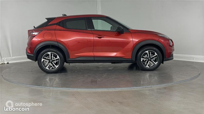 Nissan Juke 1.0 DIG-T 114ch N-Connecta 2024 (image 4)
