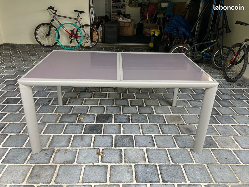 Table de jardin (image 6)