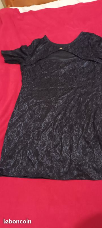 Robe bleue (image 1)