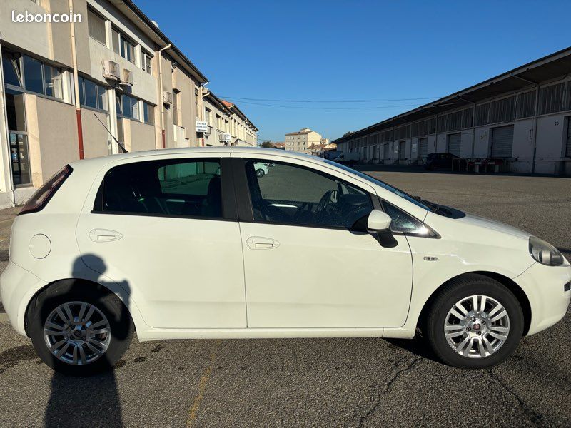 Fiat punto evo (image 6)