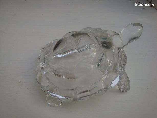 Statuette tortue en dolomite bleue H15 Kala | Maisons du Monde