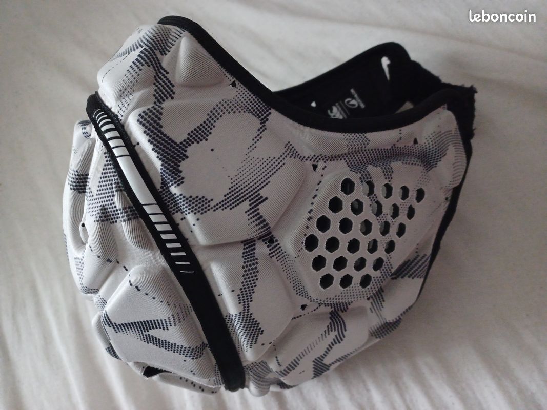 Casque de protection rugby (image 2)