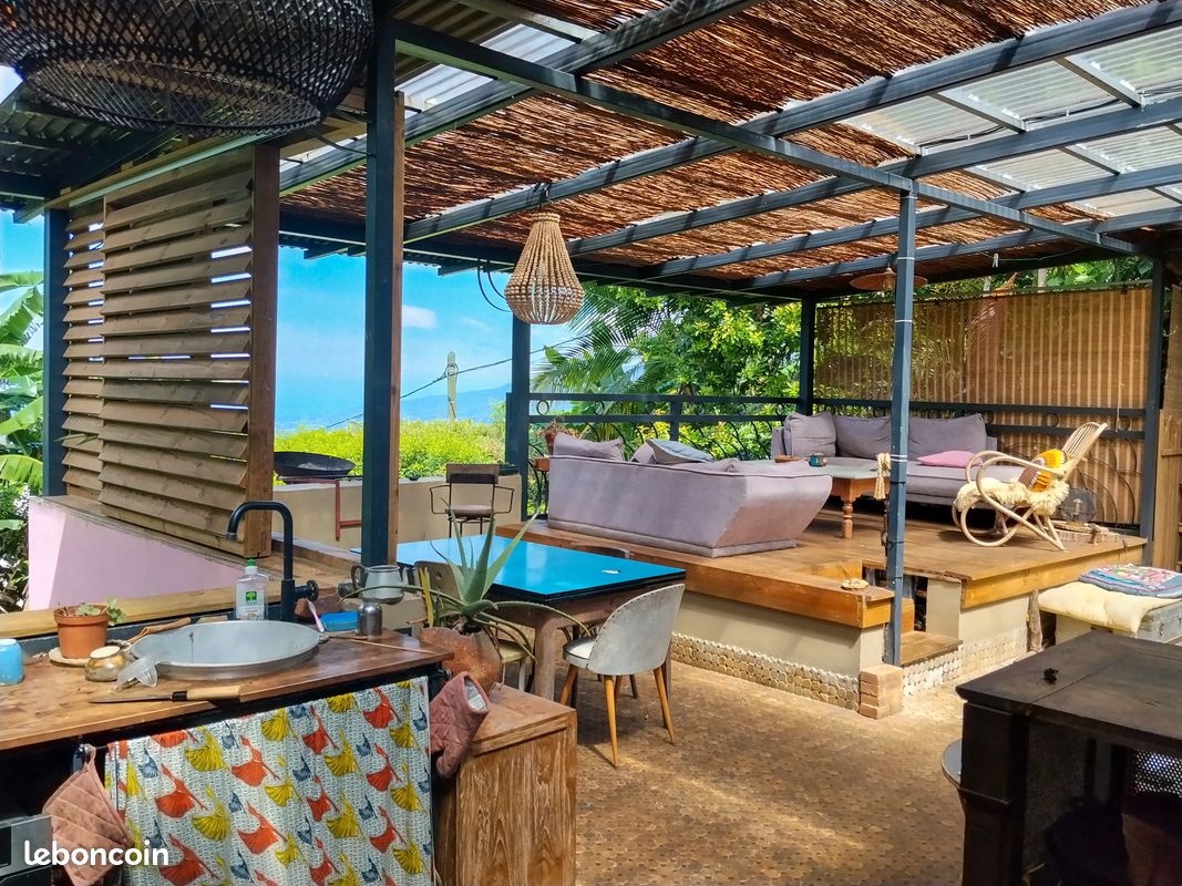Maison 4 pièces 93 m² · à Le Tampon · 93 m² · 299 000 €