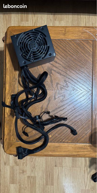 Alimentation corsair CX750 (image 3)