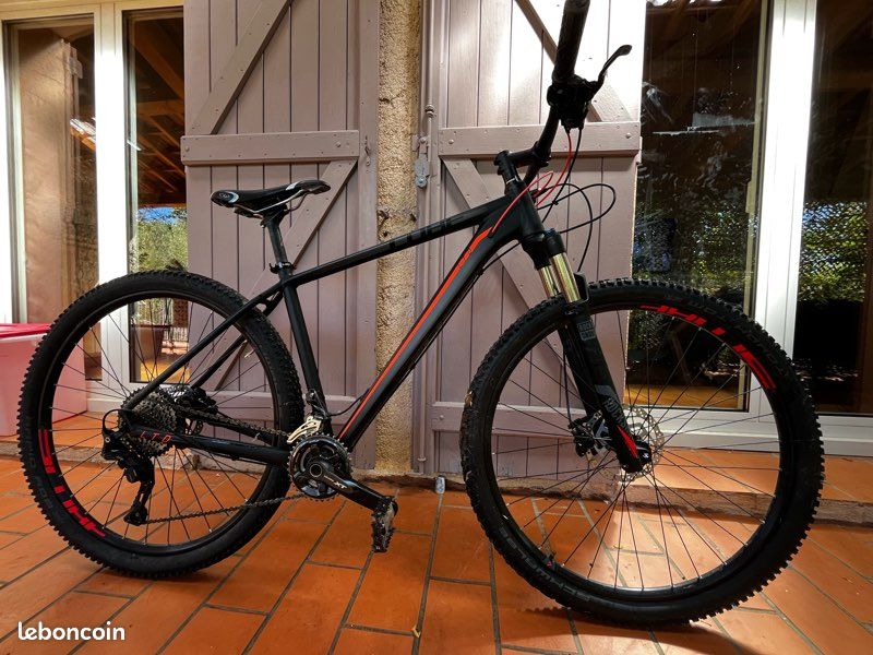 Mountain Bike Cube Ltd Race 2x Bike Cube LTD Race 2x Blue´n´aqua