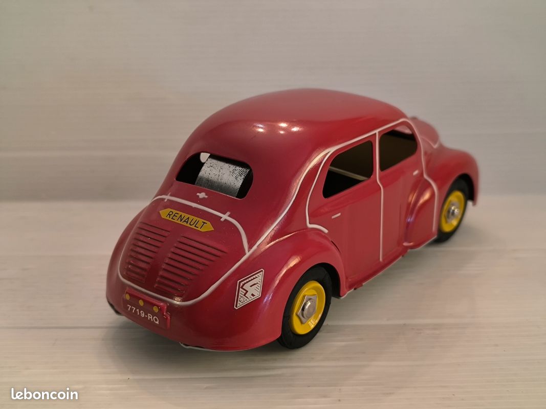 Modèle Réduit 1/43 Renault 4 CV CIJ, Repeint En Bleu, Occasion - Collection Automobile Vintage