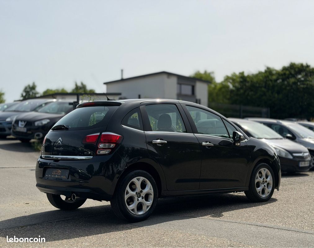 Citroën C3 II 1.6 HDi 92ch Airdream Rossignol - Clim - GPS - Révisée & Garantie 6 Mois (image 5)