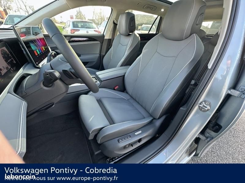 Volkswagen Passat SW 1.5 eTSI 150ch Elegance DSG7 (image 28)