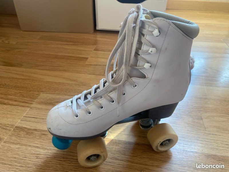 Rollers 4 roues (image 1)