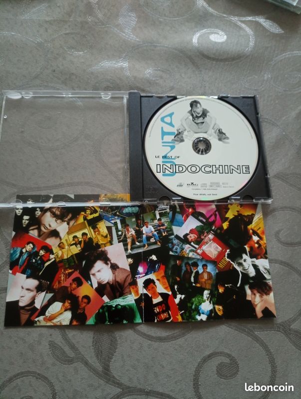 CD, INDOCHINE,UNITA le best of, état neuf (image 8)