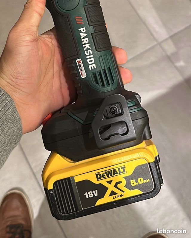 Adaptateur Batterie Dewalt Vers Machine Parkside 18V à 20V·Fichier STL Pour Impression 3D·Cults