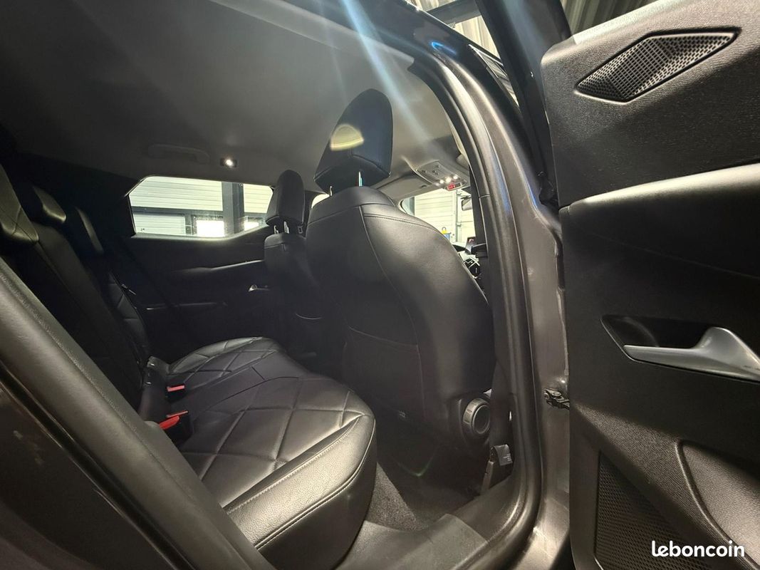 DS DS 3 Crossback 1.2 PURETECH 100 GRAND CHIC - CUIR - CARPLAY (image 15)