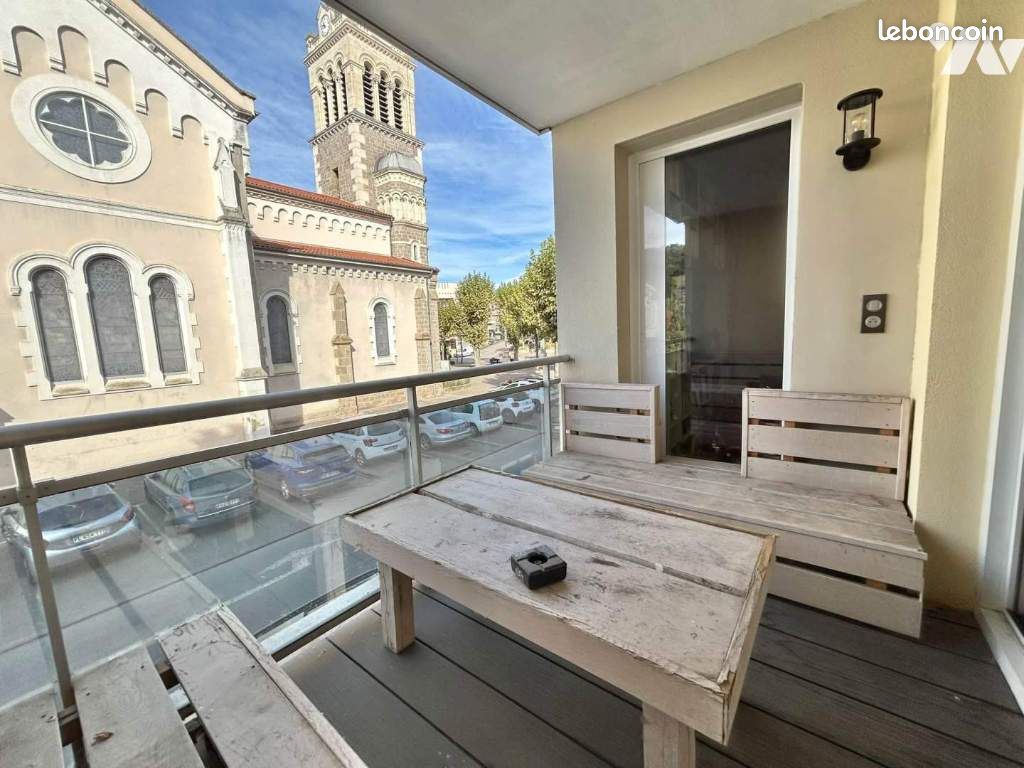 Appartement 3 pièces 80 m² · à L'Étrat · 80 m² · 215 000 €
