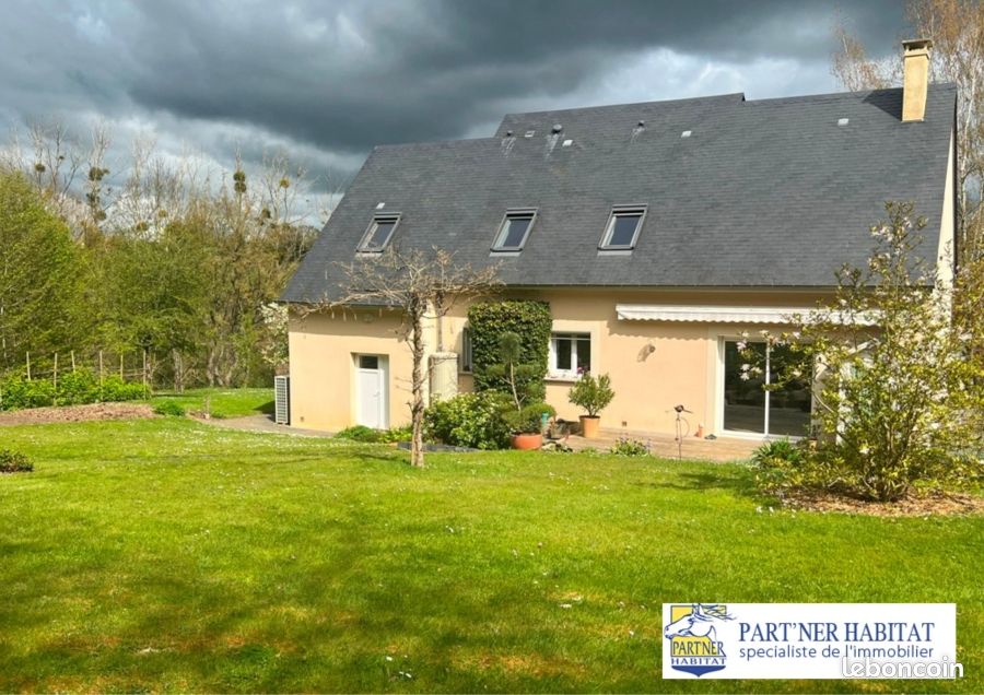 Maison 5 pièces 124 m² · à Souvigné-sur-Sarthe · 124 m² · 250 000 €