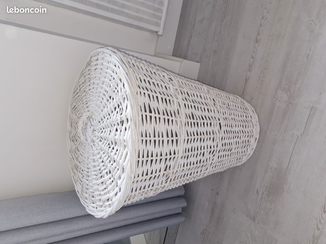 Panier à linge osier blanc (image 1)