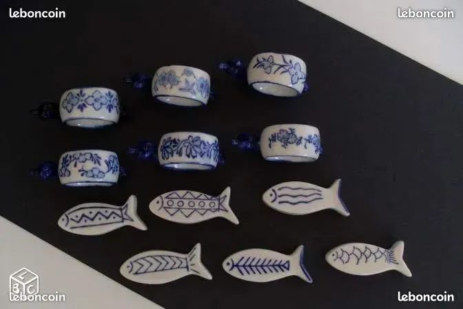 Porte couteaux bleu d'occasion - Arts de la table