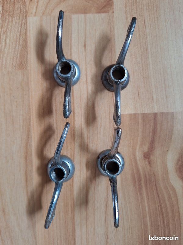 Paire de Papillons de Roue Arrière SOVA Laiton - 9,5 mm - Vélo Ancien Vintage - Collection