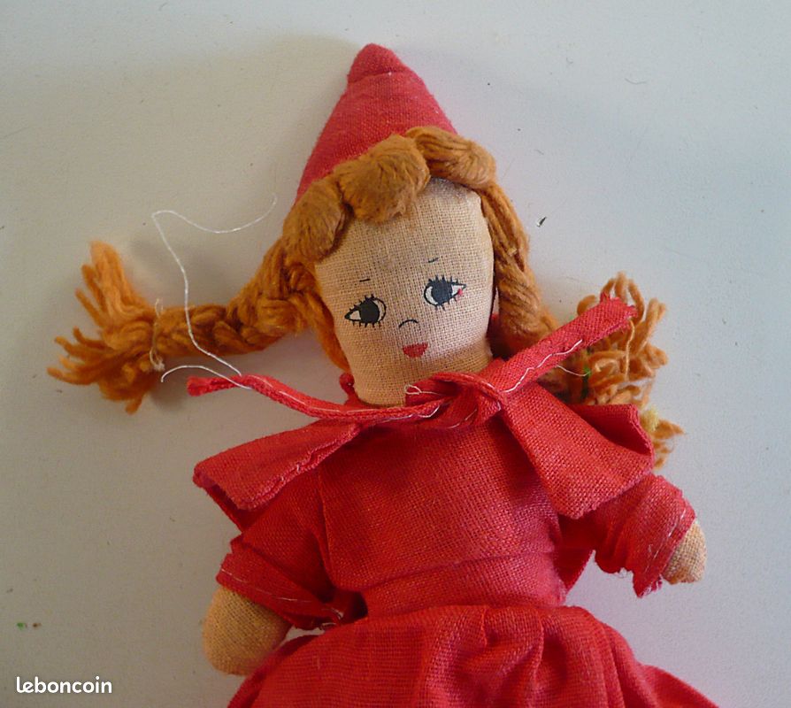 Figurine Peter Pan Disney - Capitaine Crochet - 10 cm- Figurines et mondes imaginaires - Jeux d'imagination