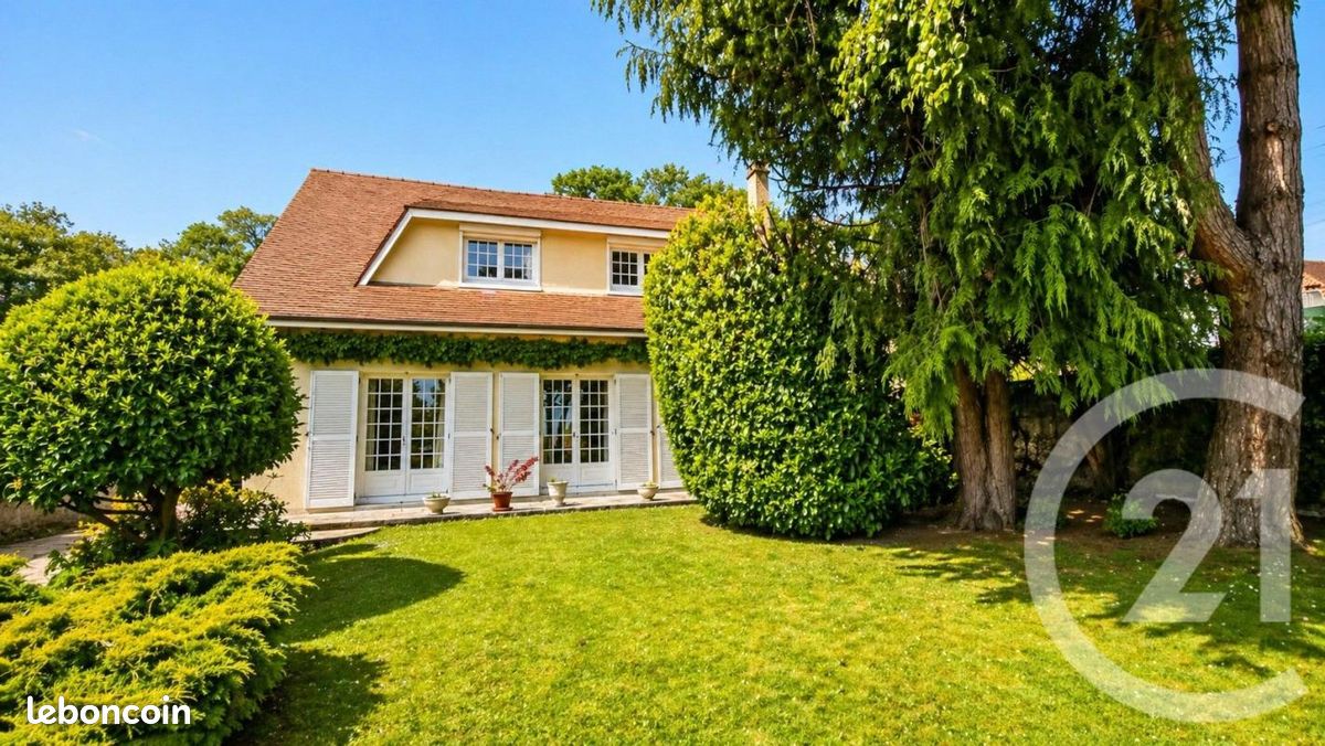 Maison 7 pièces 172 m² · à Champagne-sur-Oise · 172 m² · 535 000 €