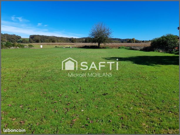 Terrain 2500 m² JASSES