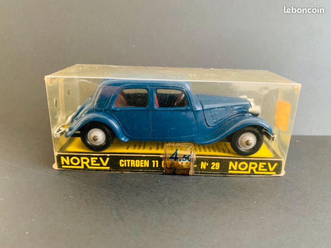 Norev N°29 Citroën 11 CV Bleue 1:43 - Miniature Collection Plastique D'occasion