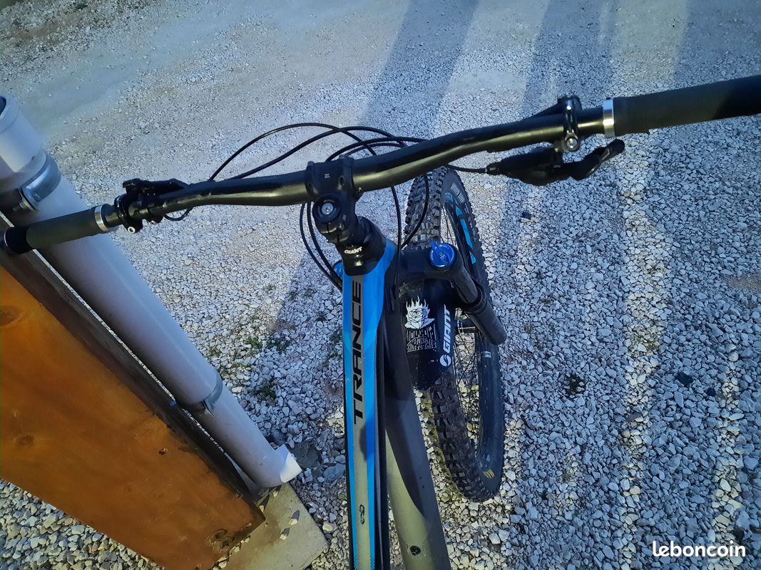 Vélo géant bleu taille M (image 4)