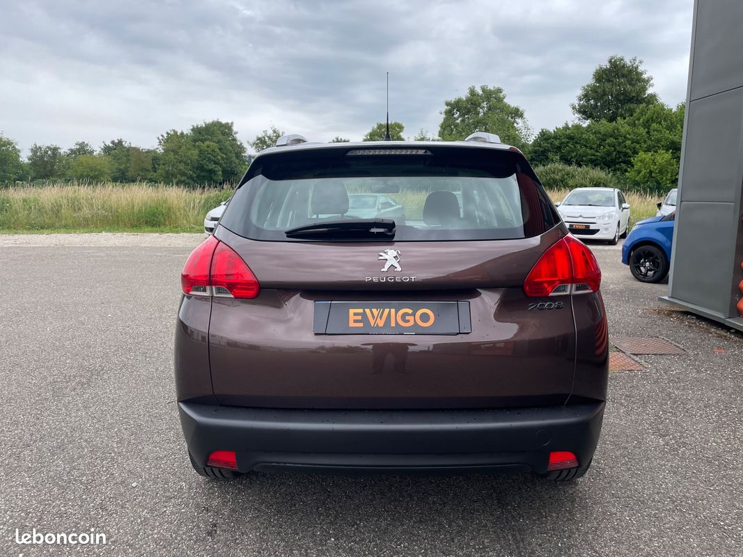 PEUGEOT 2008 1.2 80CV ACCESS (SUIVI COMPLEt) (image 5)