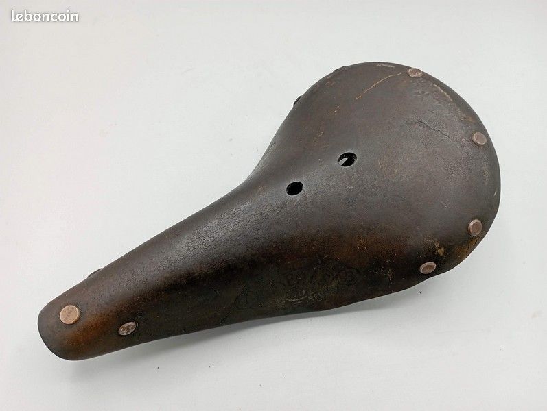 Selle Vélo Cuir Ancienne – Idéale 80 Record, Triomphe, Fabrication Française
