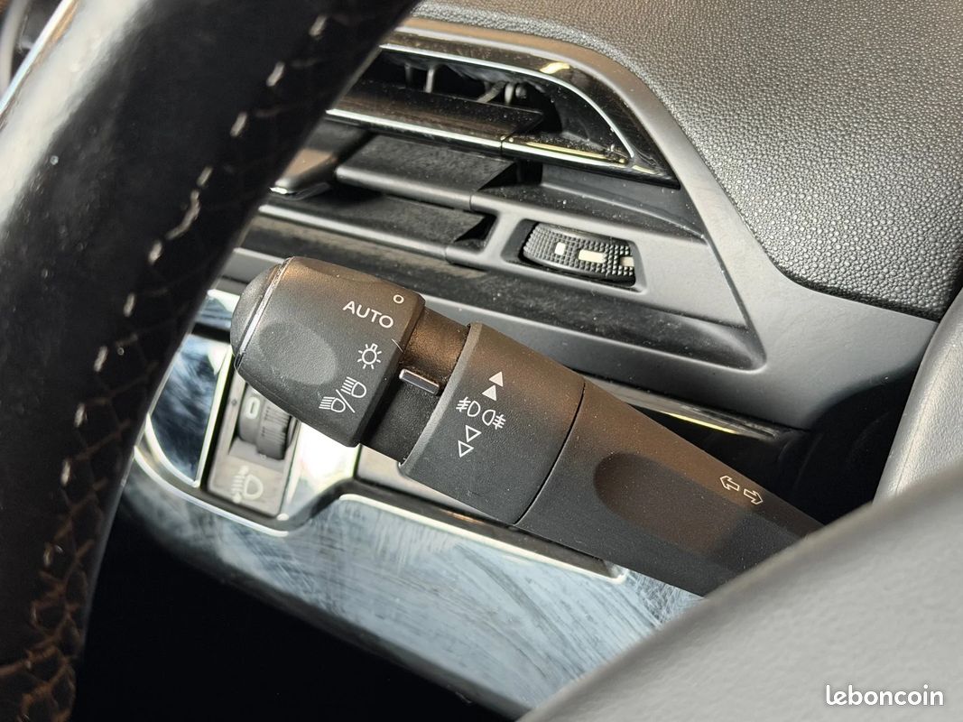 Citroën C4 SPACETOURER 1.6 BLUEHDI Feel (image 13)