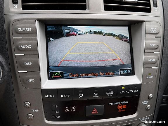 Lexus IS 5.0 V8 423 ch / Mark Levinson Caméra Sièges ventilés et chauffants Carbone (image 19)