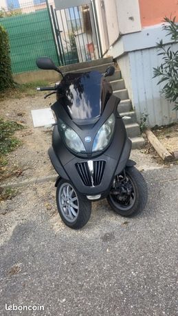 Piaggio MP3 400CC Motos