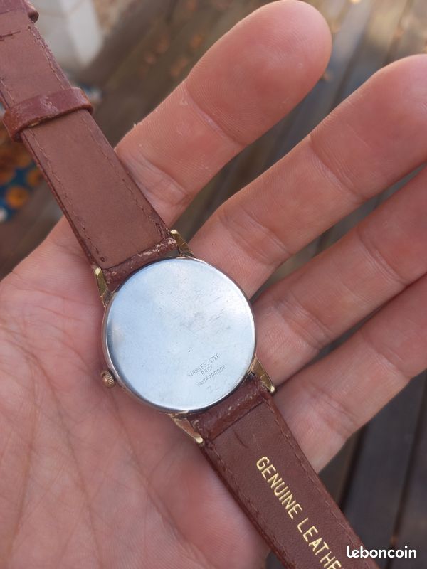 Montre Mécanique LIP Geneve 342990 - Calibre R 105 - À Réparer - Cadran Doré - Occasion