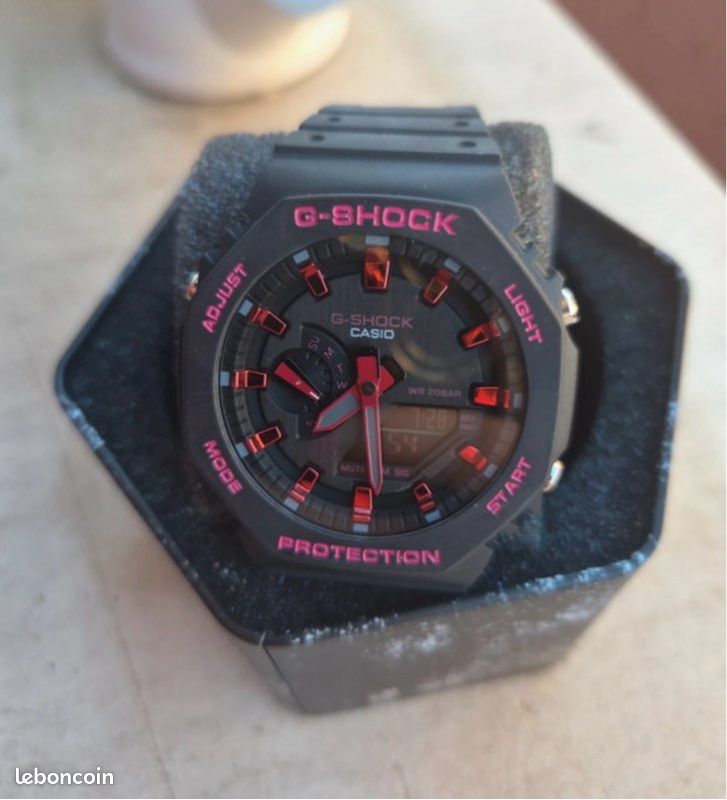 Montre Casio G-Shock pour homme, rouge et noire (image 2)